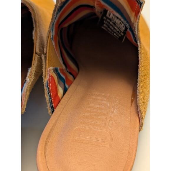 Dingo Suede Yellow Mustard Tan Mules Slides Sz 6.5 - Picture 8 of 11